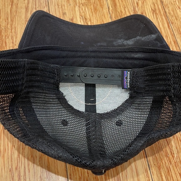 Patagonia SnapBack hat - Picture 3 of 3